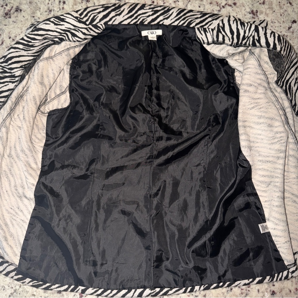 Cato Zebra Print Size Large Black and White Casual Blazer Jacket Womens - Picture 4 of 10